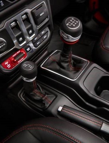 Manual gear